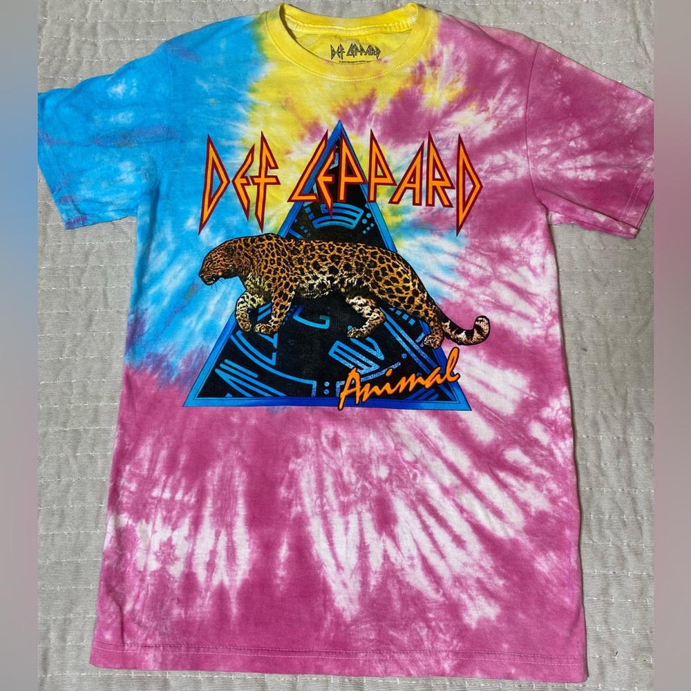 Def Leppard NWOT Tie Dye T-Shirt Size S